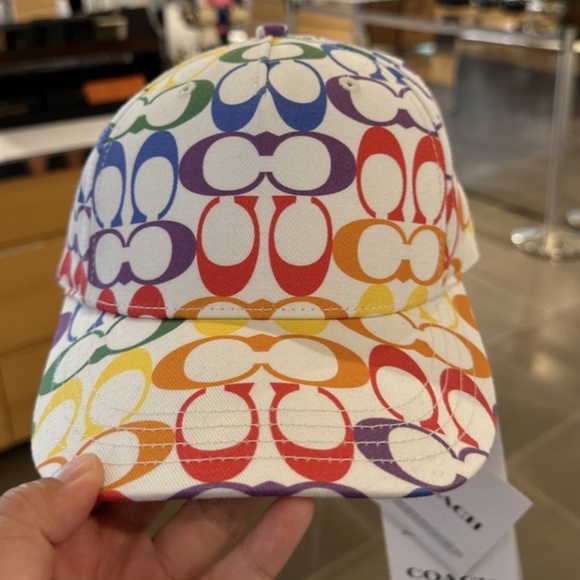 SALE NEW Coach Rainbow Signature Baseball Hat - Picture 11 of 16